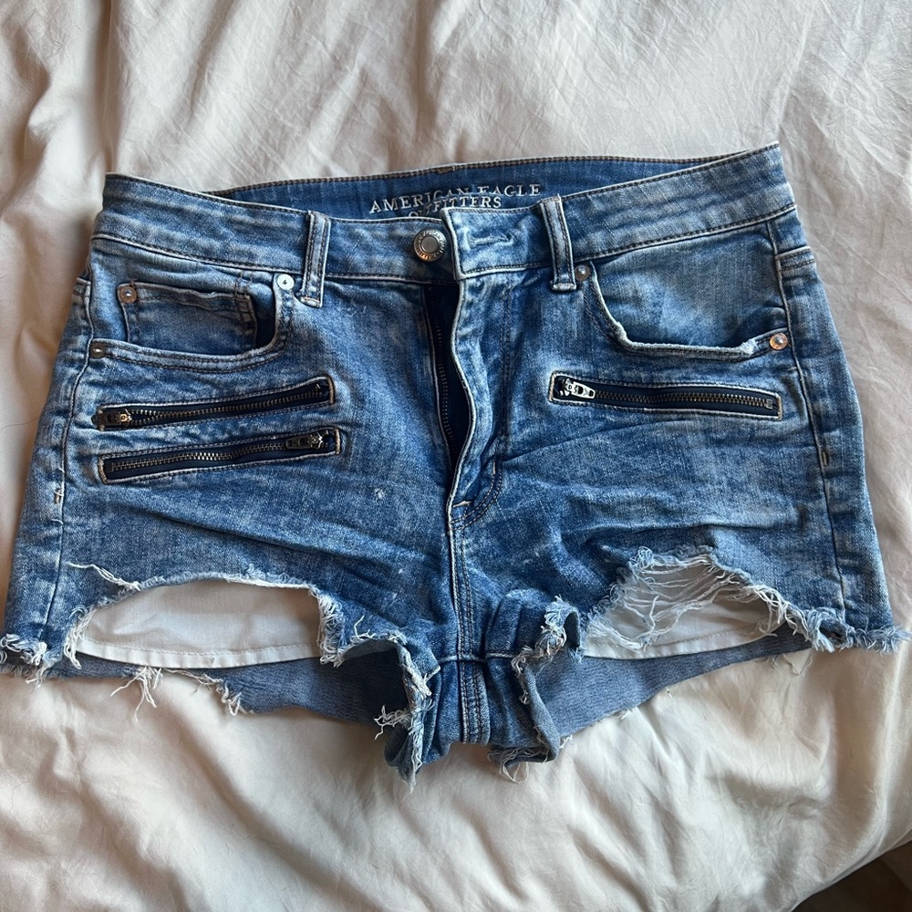 Hi-rise shorts American Eagle